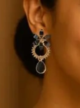 Lightweight Gold &amp; Black Drop Earring