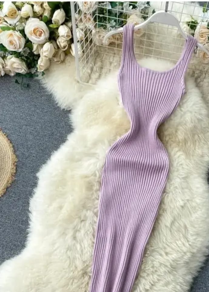 Curve-Fit Ribbed Red Dress